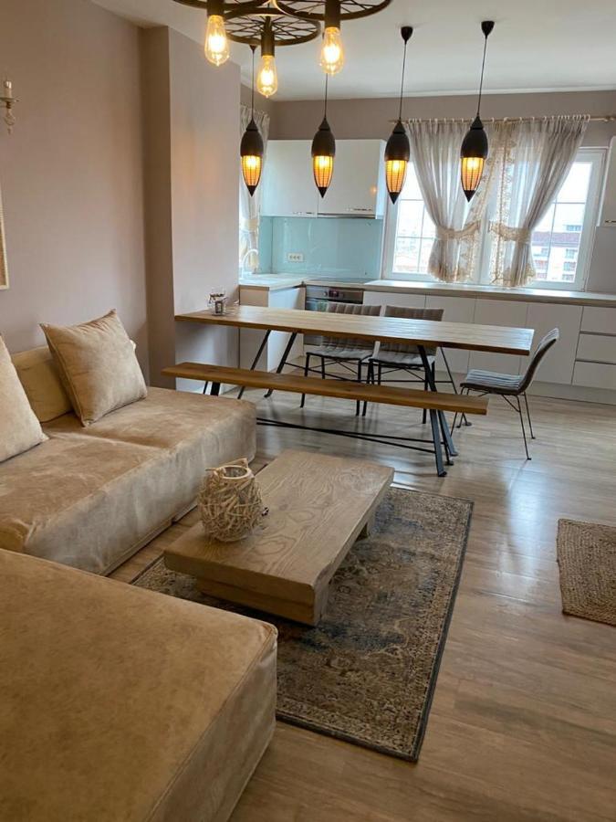 Cozy Lake Front Flat Bequeme Wohnung An Der See Pogradec Extérieur photo