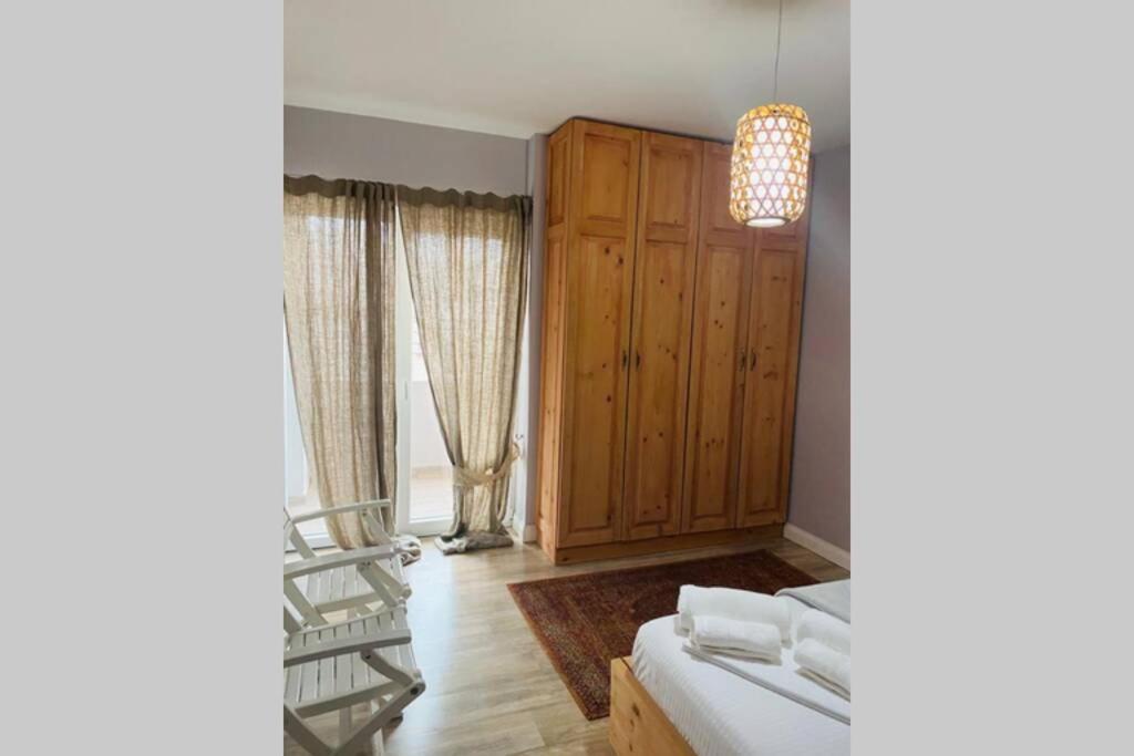Cozy Lake Front Flat Bequeme Wohnung An Der See Pogradec Extérieur photo